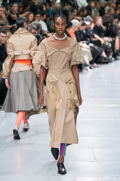 Look 35